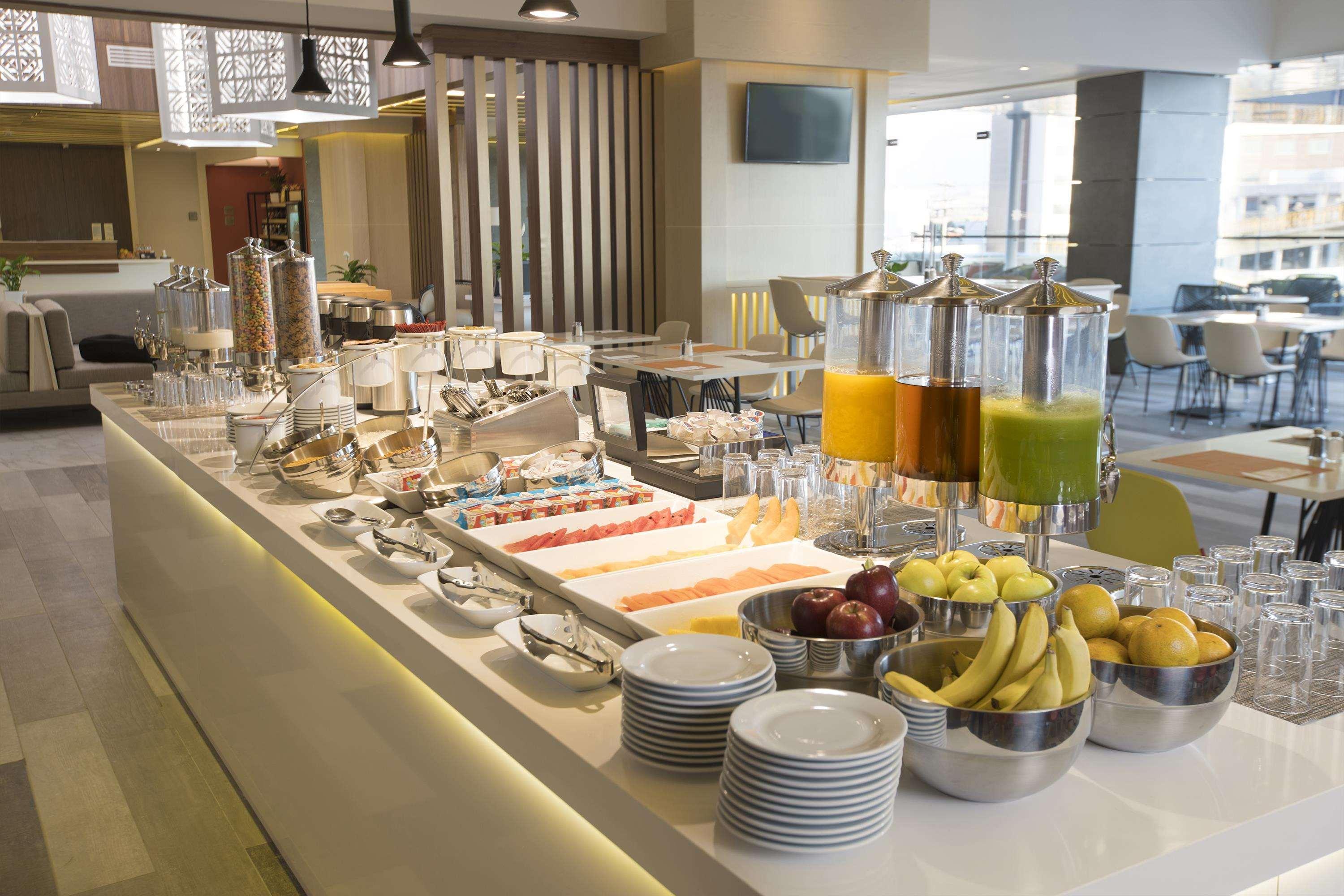Hilton Garden Inn Silao Aeropuerto Bajio Ngoại thất bức ảnh