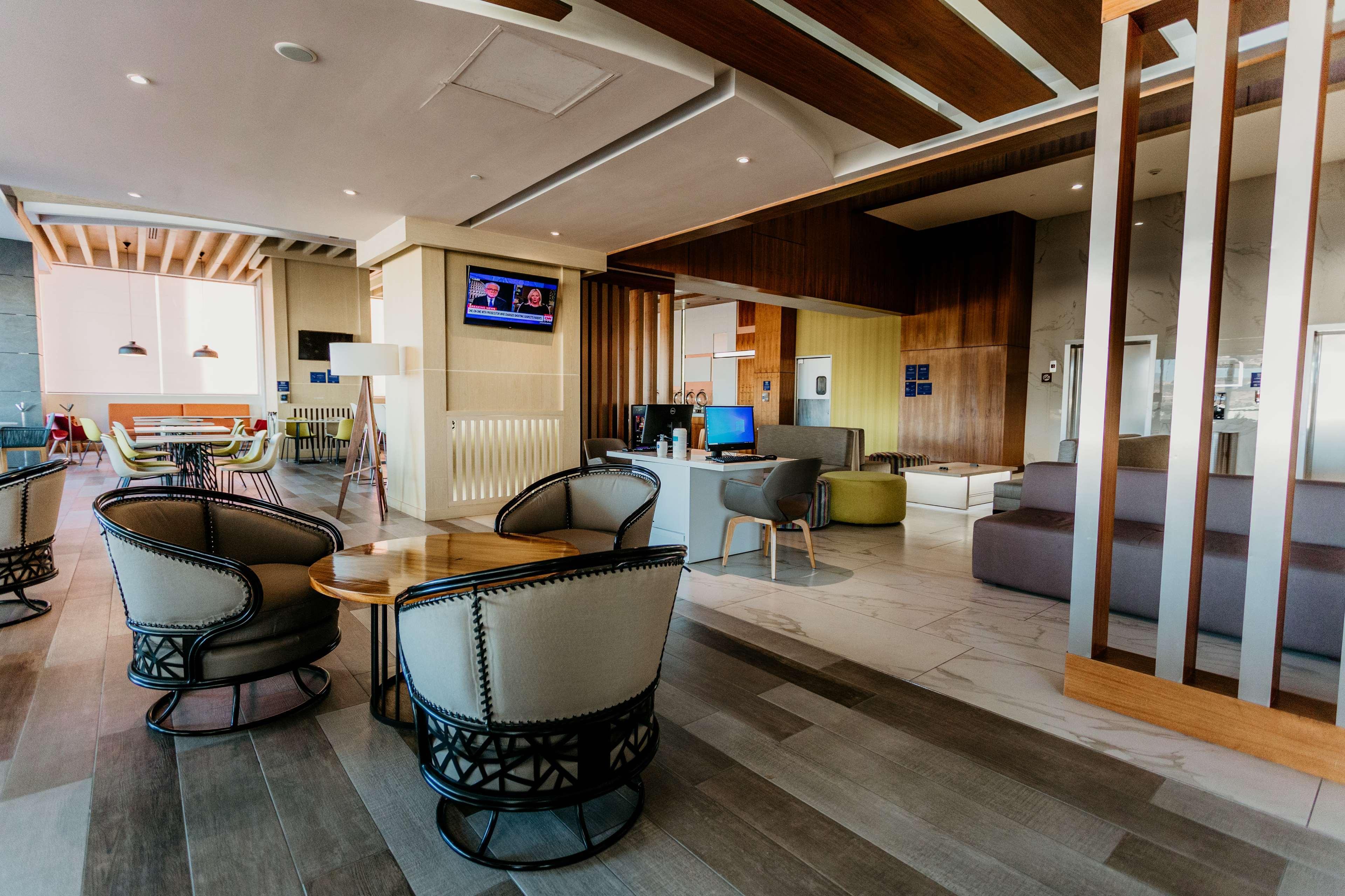 Hilton Garden Inn Silao Aeropuerto Bajio Ngoại thất bức ảnh