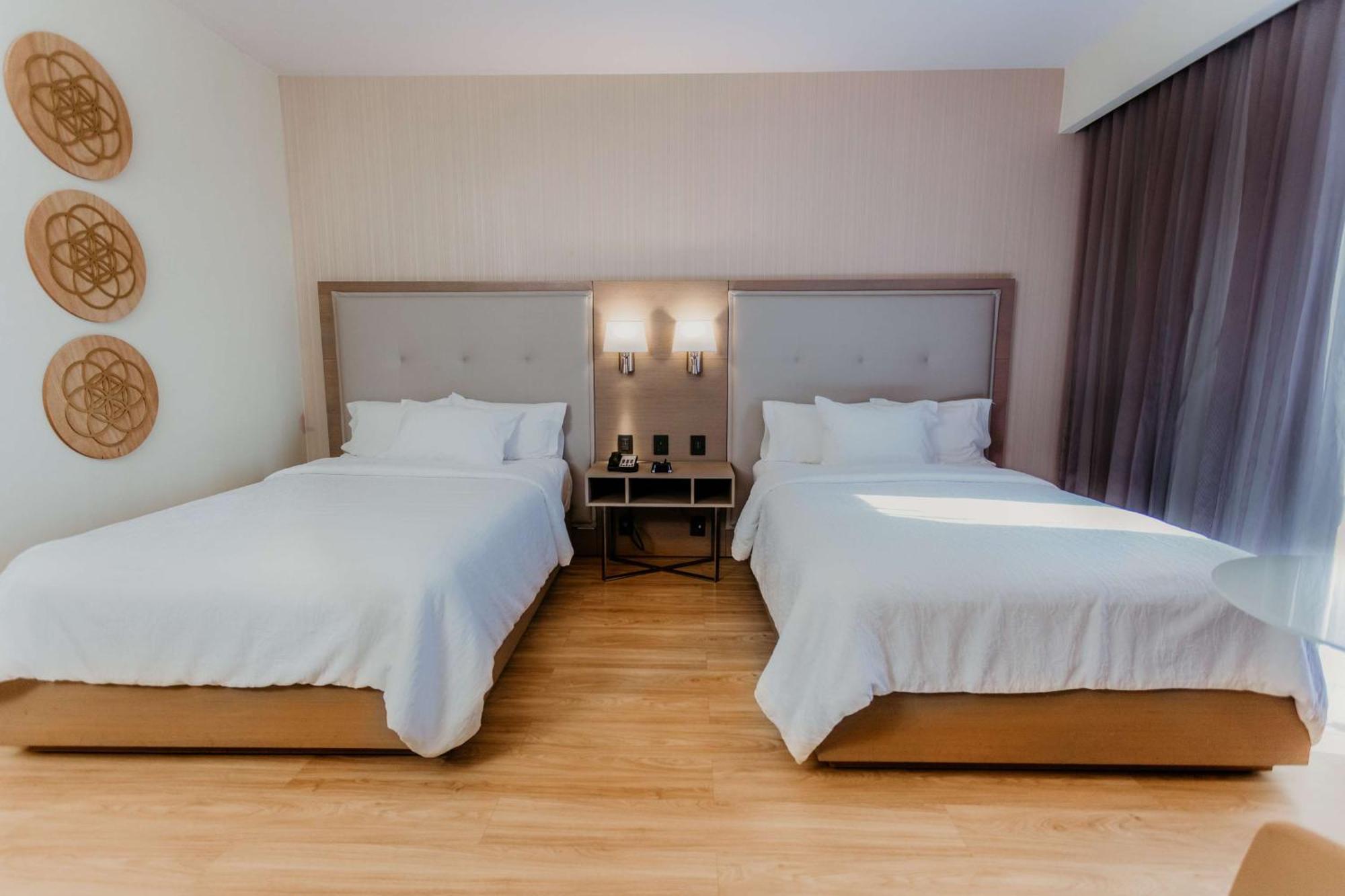 Hilton Garden Inn Silao Aeropuerto Bajio Ngoại thất bức ảnh