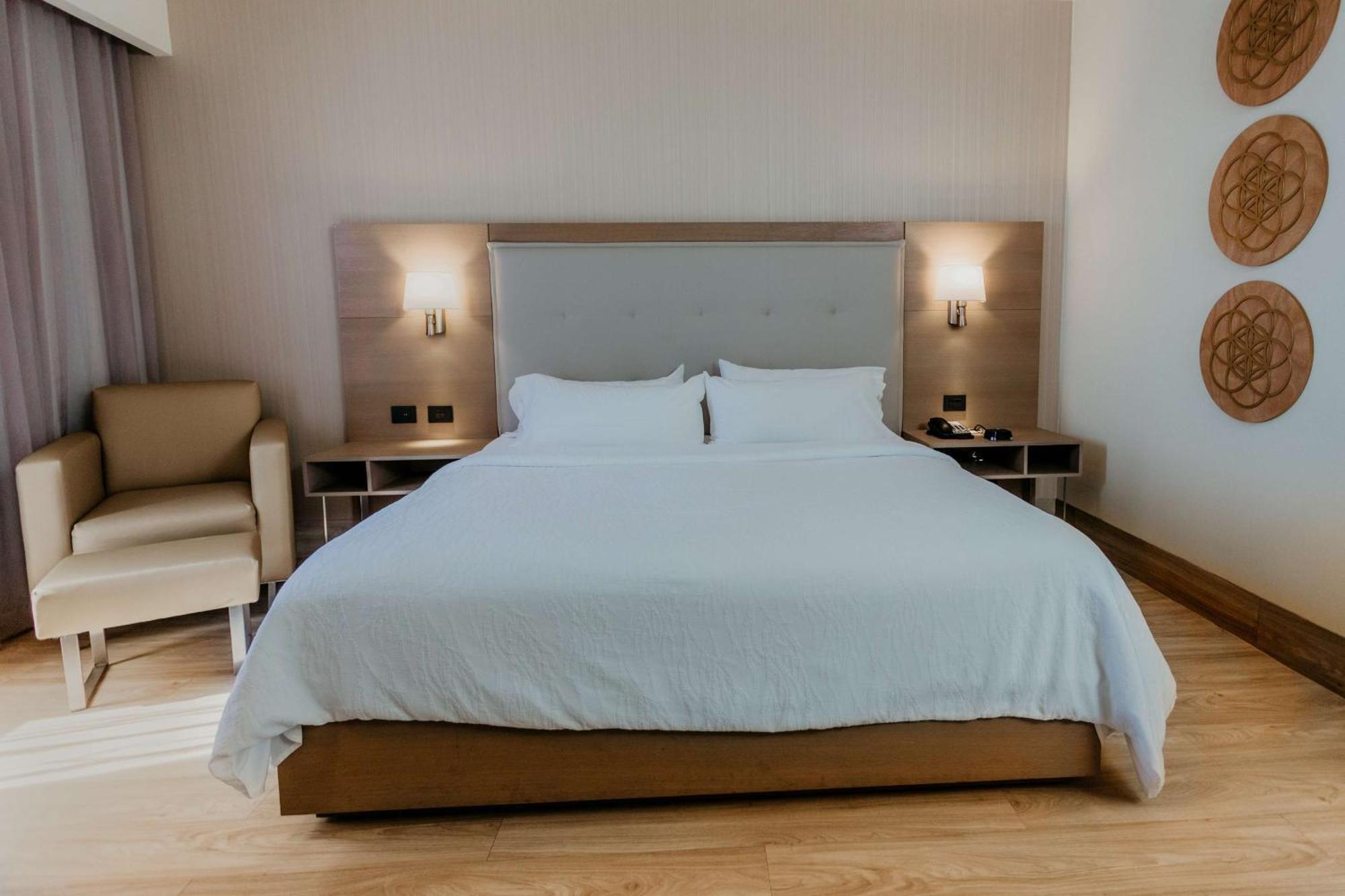 Hilton Garden Inn Silao Aeropuerto Bajio Ngoại thất bức ảnh