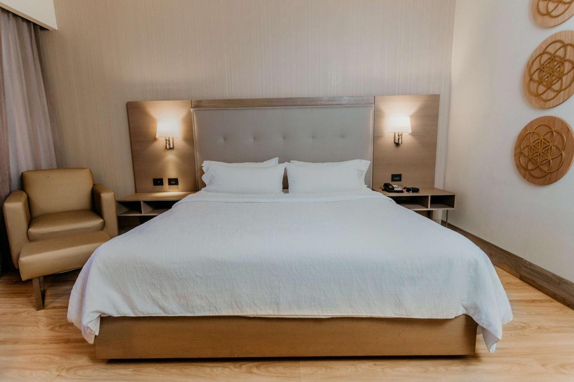 Hilton Garden Inn Silao Aeropuerto Bajio Ngoại thất bức ảnh