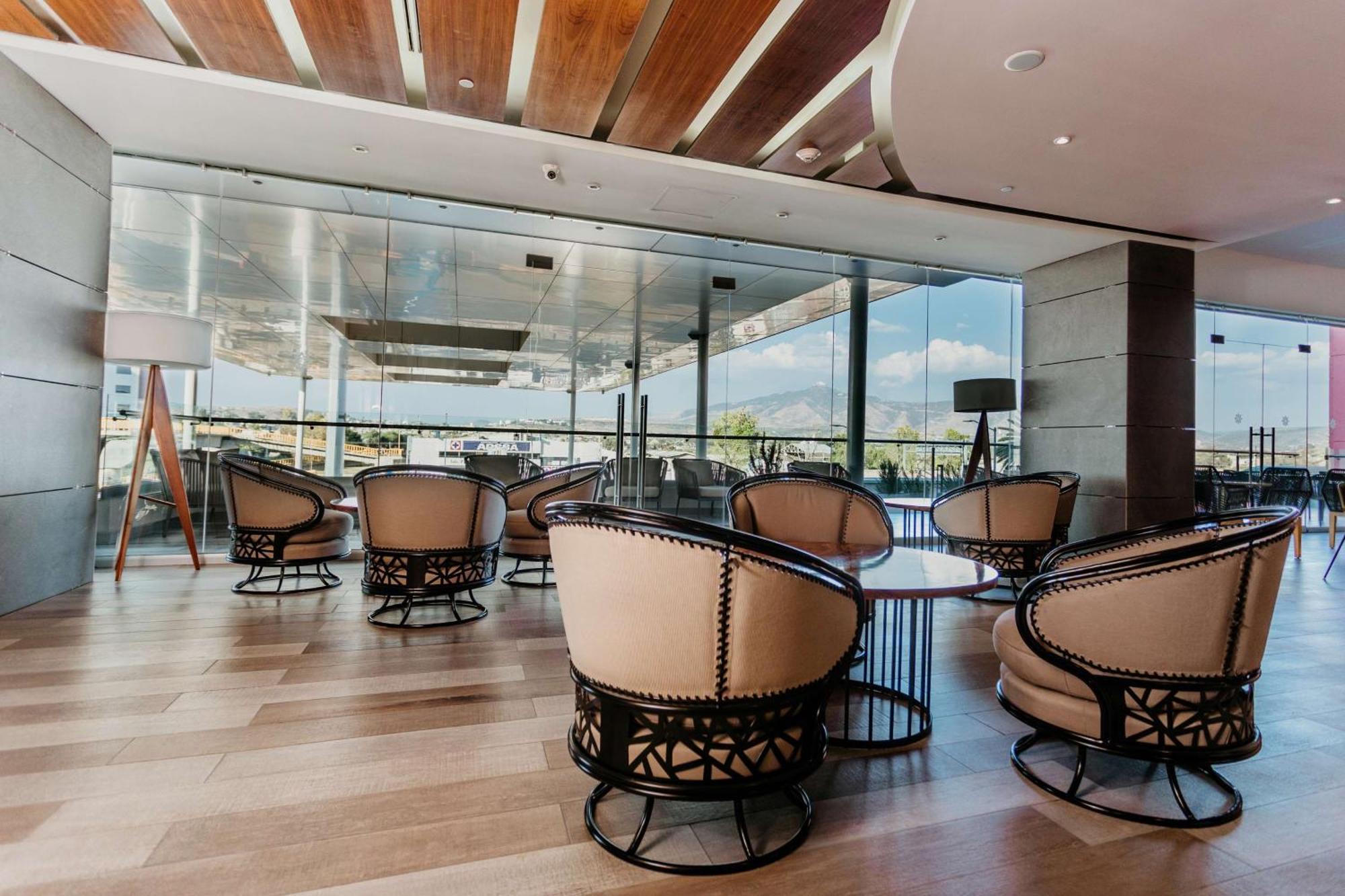 Hilton Garden Inn Silao Aeropuerto Bajio Ngoại thất bức ảnh