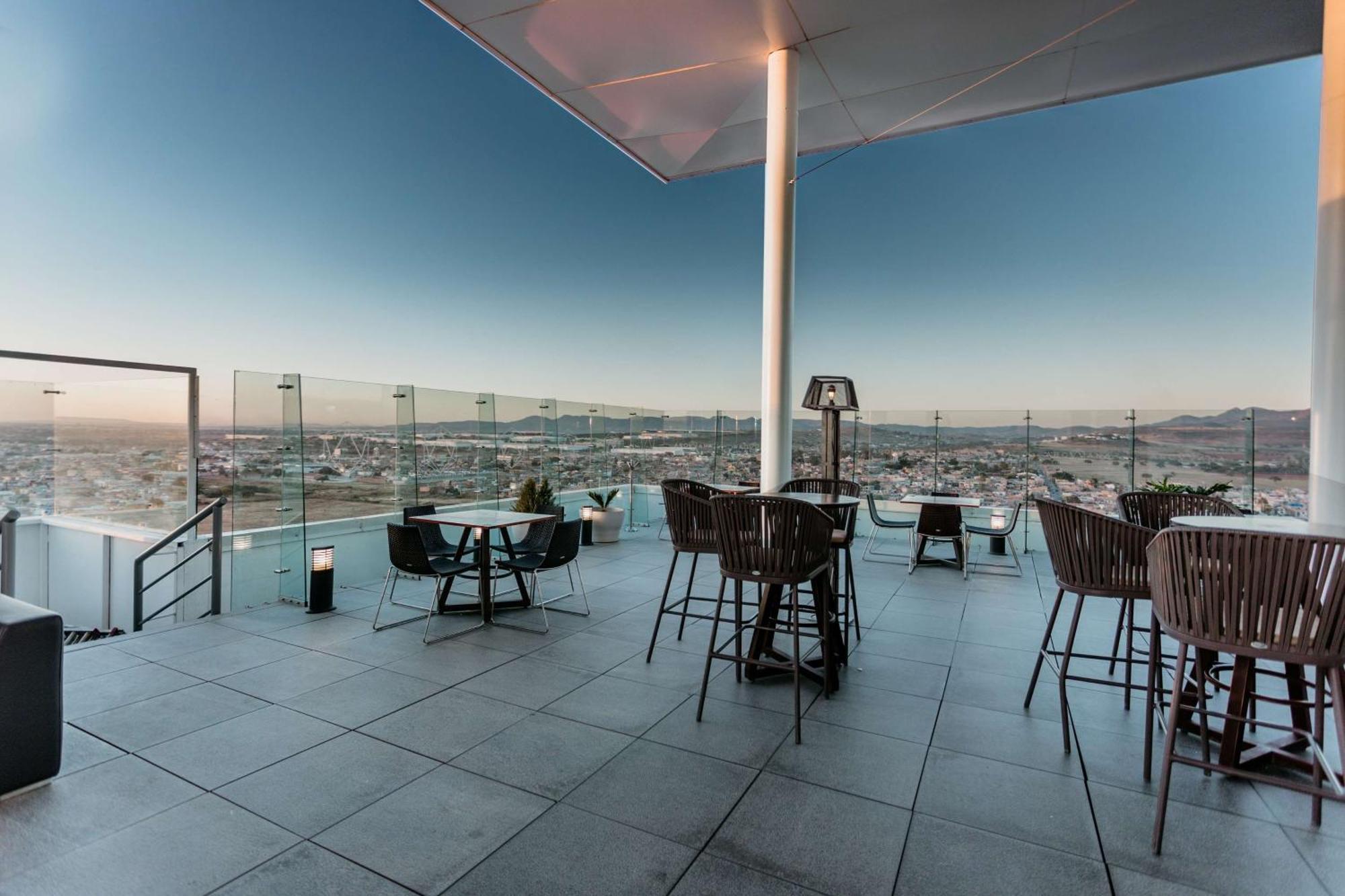 Hilton Garden Inn Silao Aeropuerto Bajio Ngoại thất bức ảnh