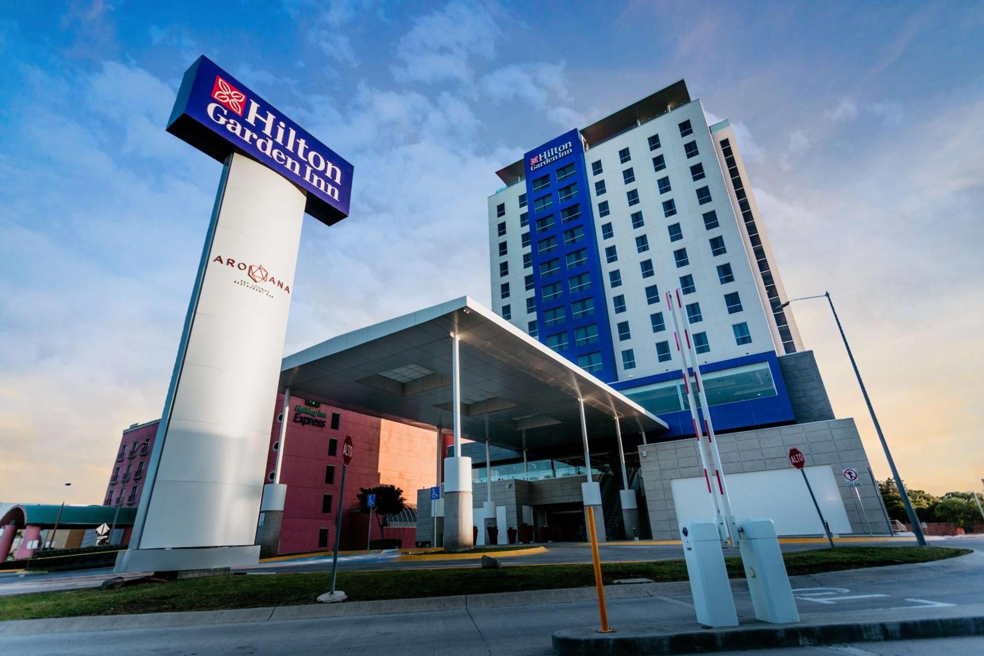Hilton Garden Inn Silao Aeropuerto Bajio Ngoại thất bức ảnh